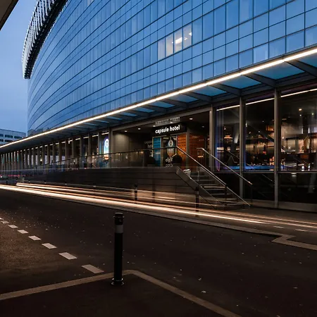 Capsule Hotel - Zurich Airport-2